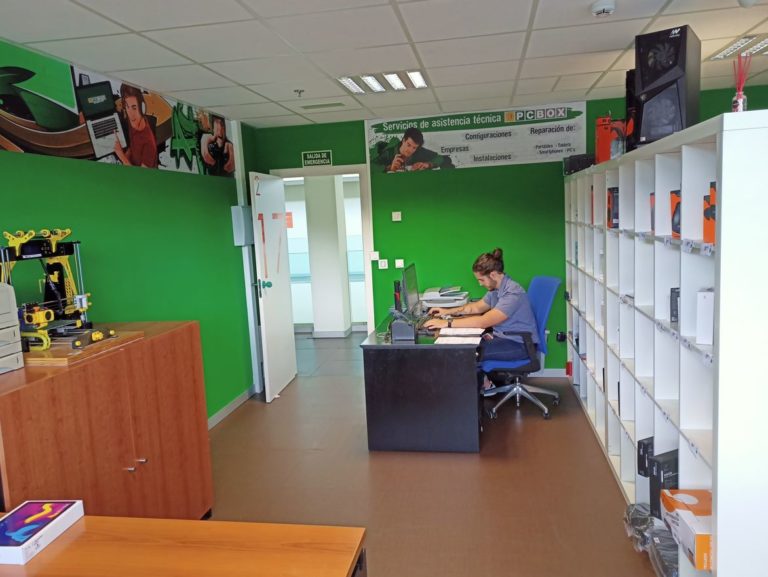 PCBox Nigrán abre en el centro