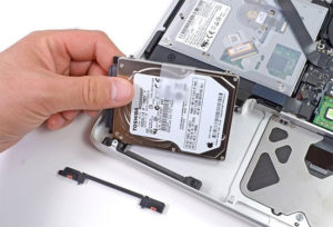 Disco duro SSD en el portátil para mejorar la experiencia de juego