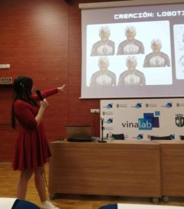 La desarrolladora de videojuegos, Sara Cardoso, en el evento Gàmesis 2K24